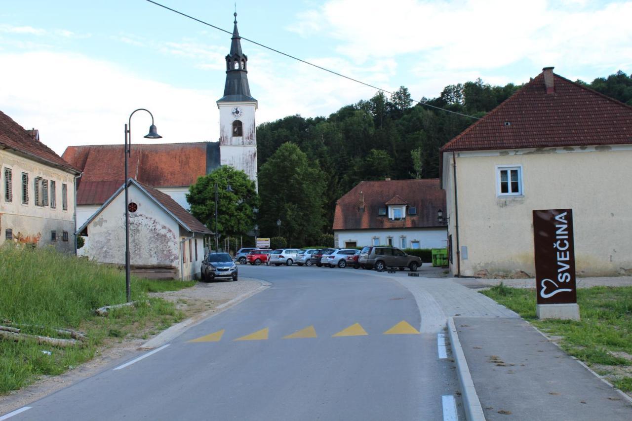 Sleeping In Village Svecina Exterior photo